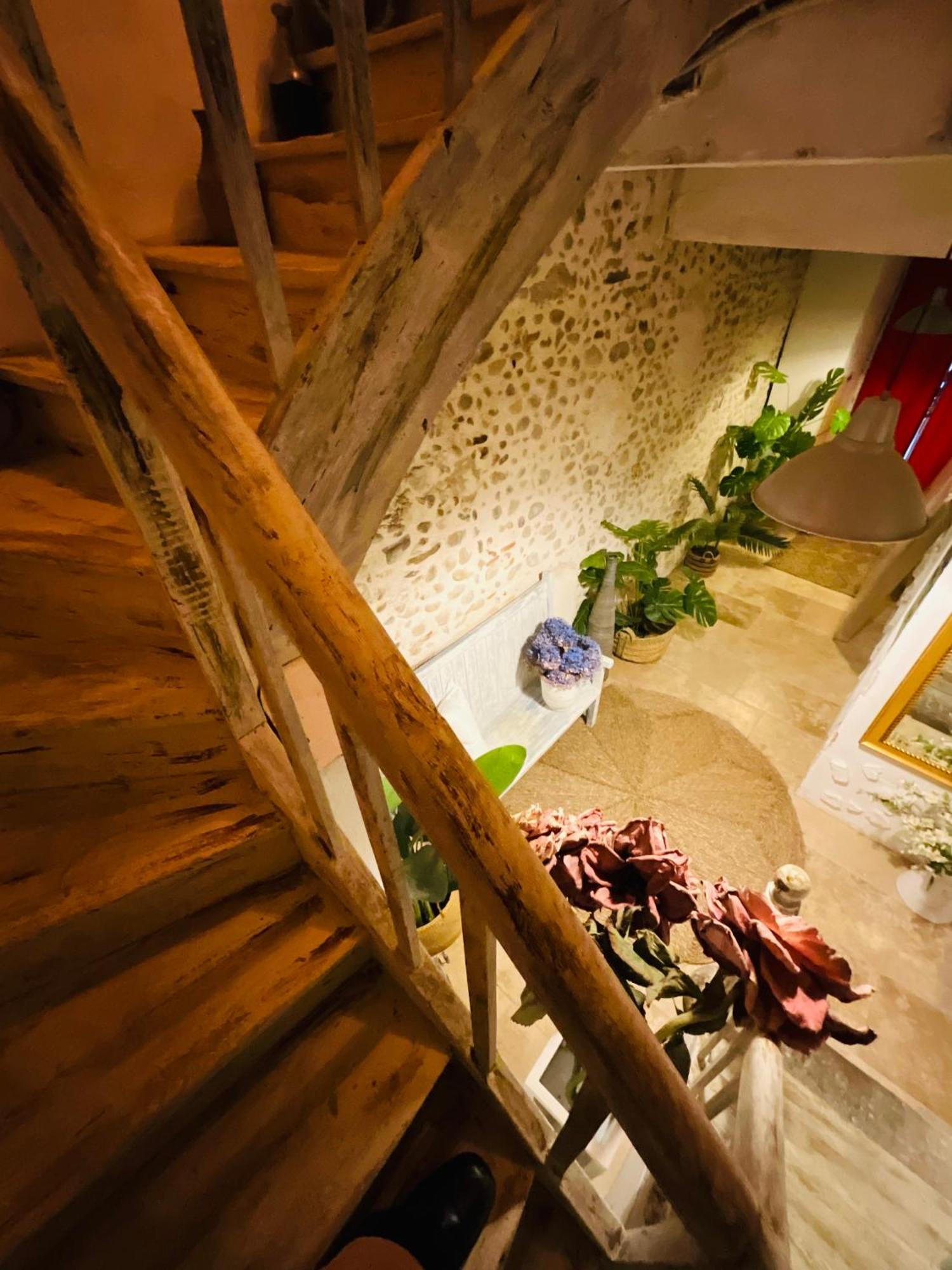Hote Labyrinthe Lit 180 Cm Salle De Bain, Petit Dej Compris Mirepoix  Εξωτερικό φωτογραφία